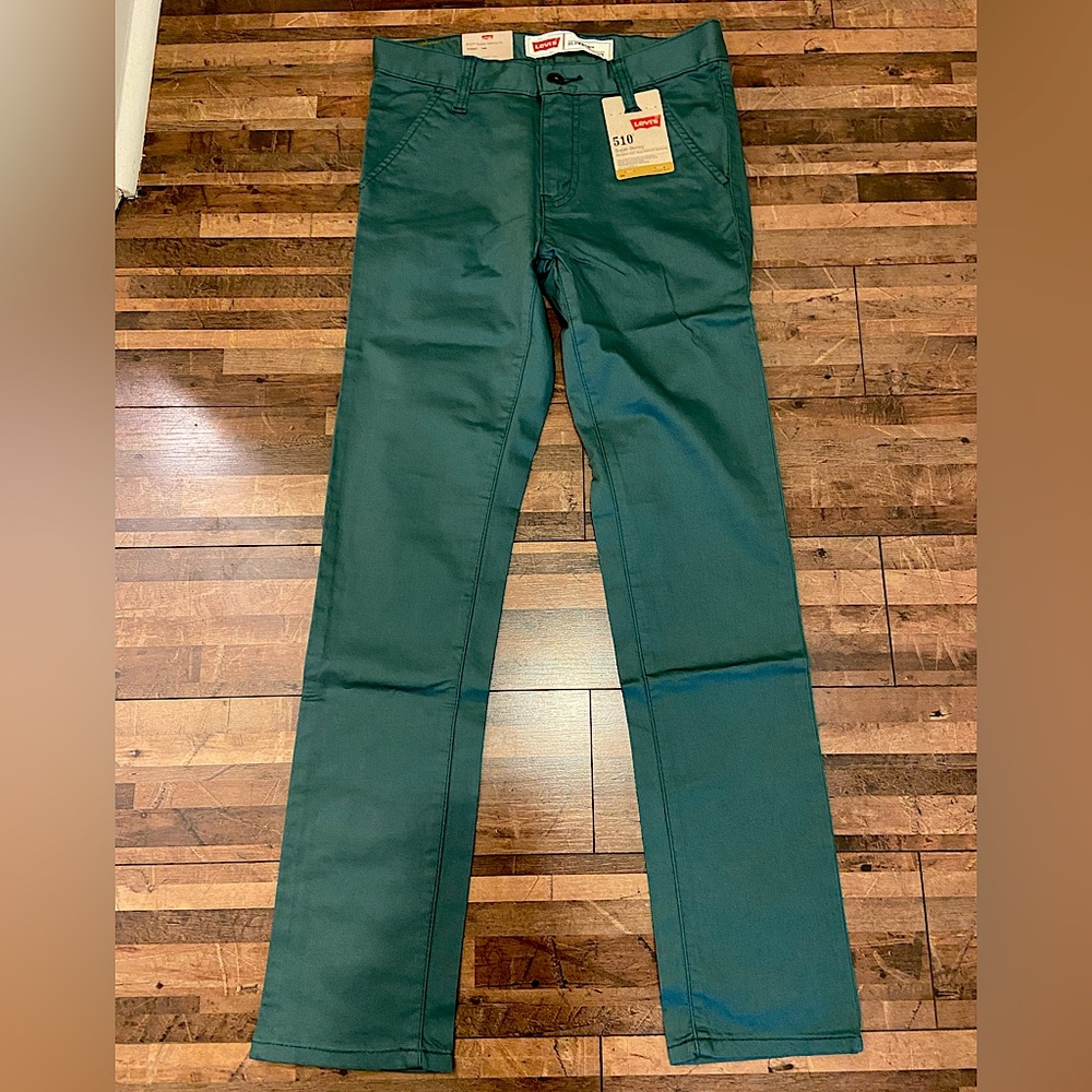 NWT Levi’s 501 Super Skinny in Green